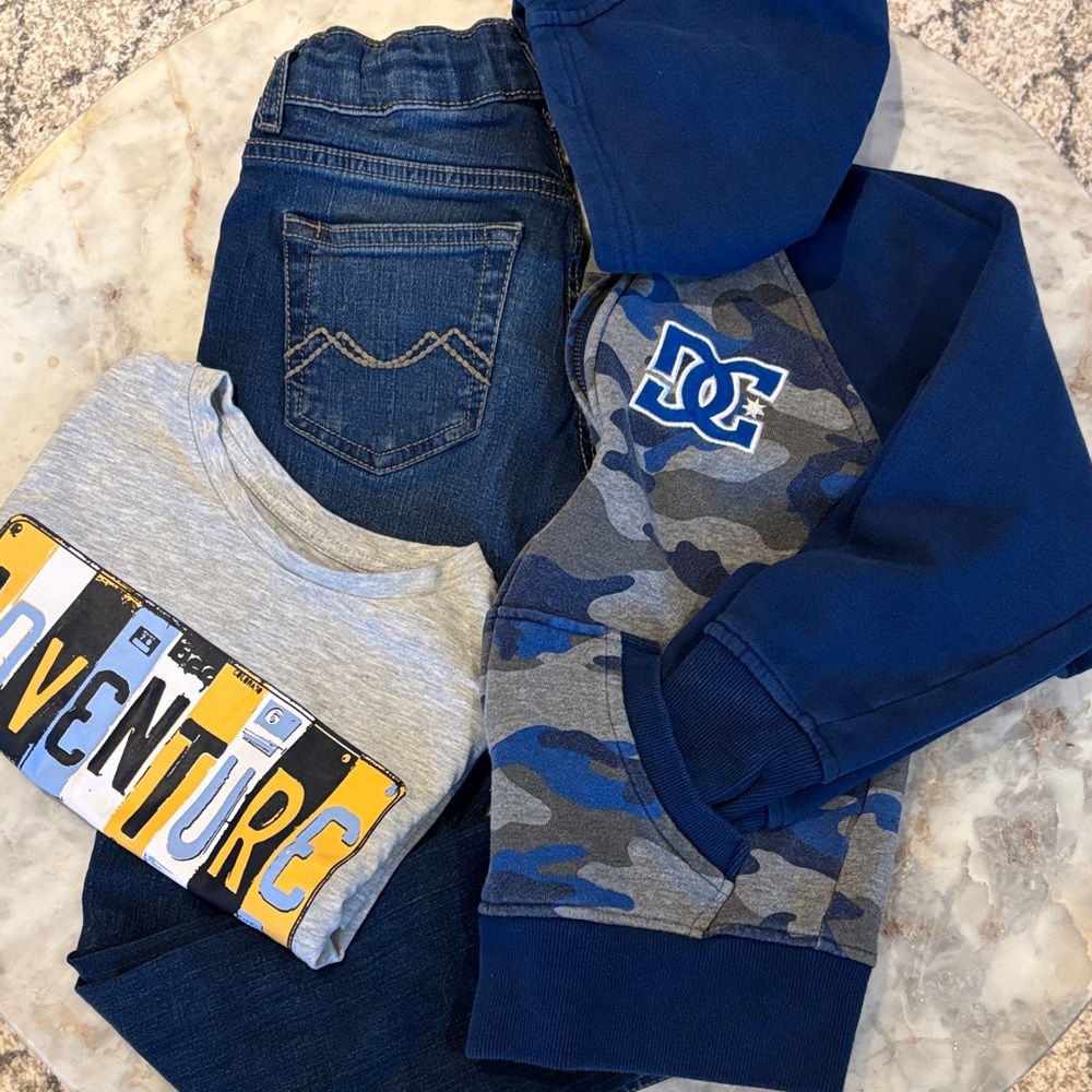 Boy 7-8 DC Blue Camo Hoodie with Jeans Set